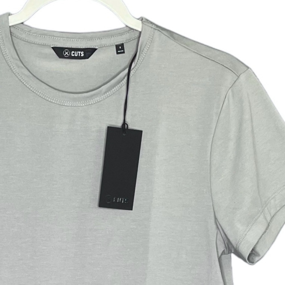 Cuts Clothing Women's Almost Friday Tee T-Shirt Cropped Haze NWT - Picture 4 of 10